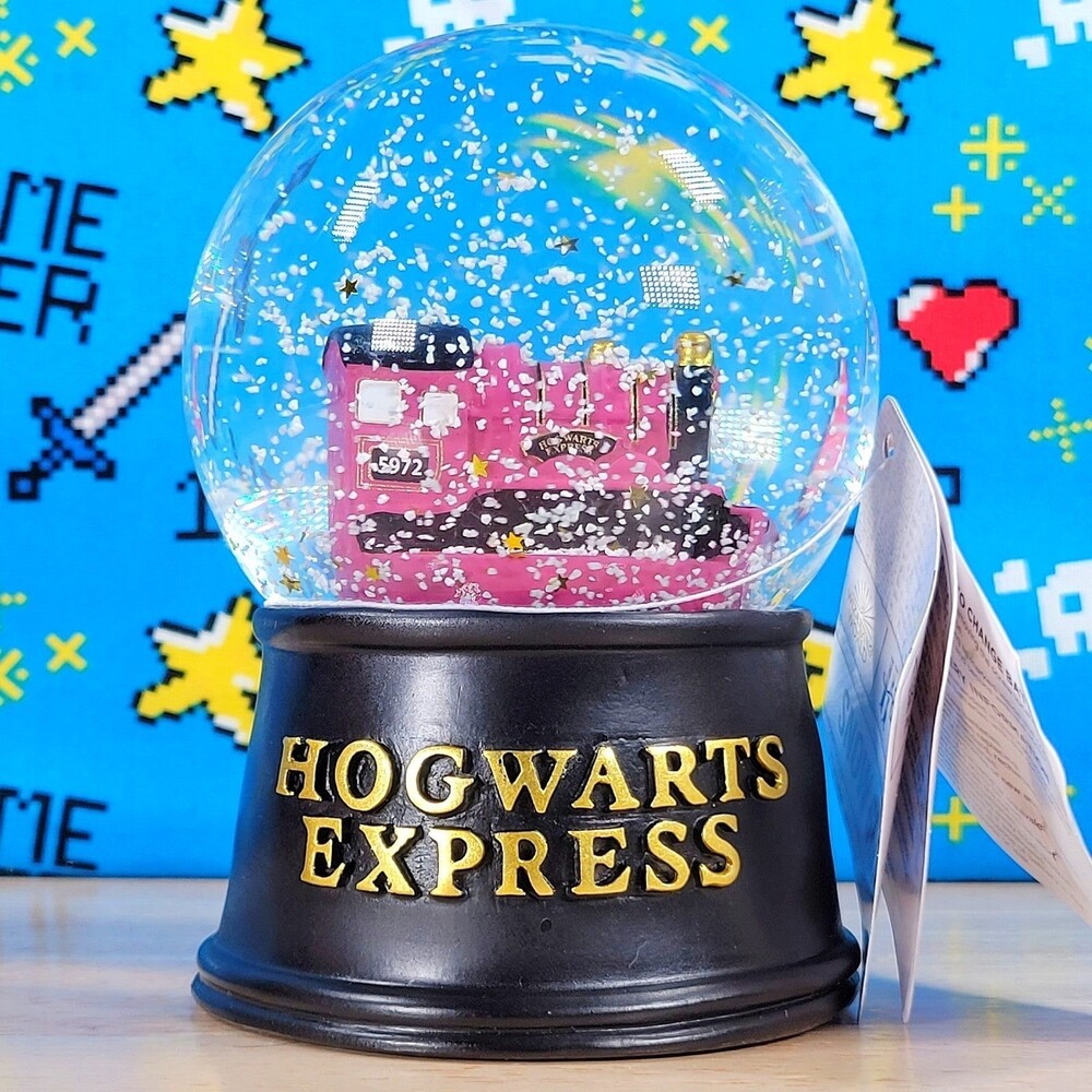 Harry Potter Hogwart's Express 5927 Light up LED RGB Collectible Snow Globe NWT